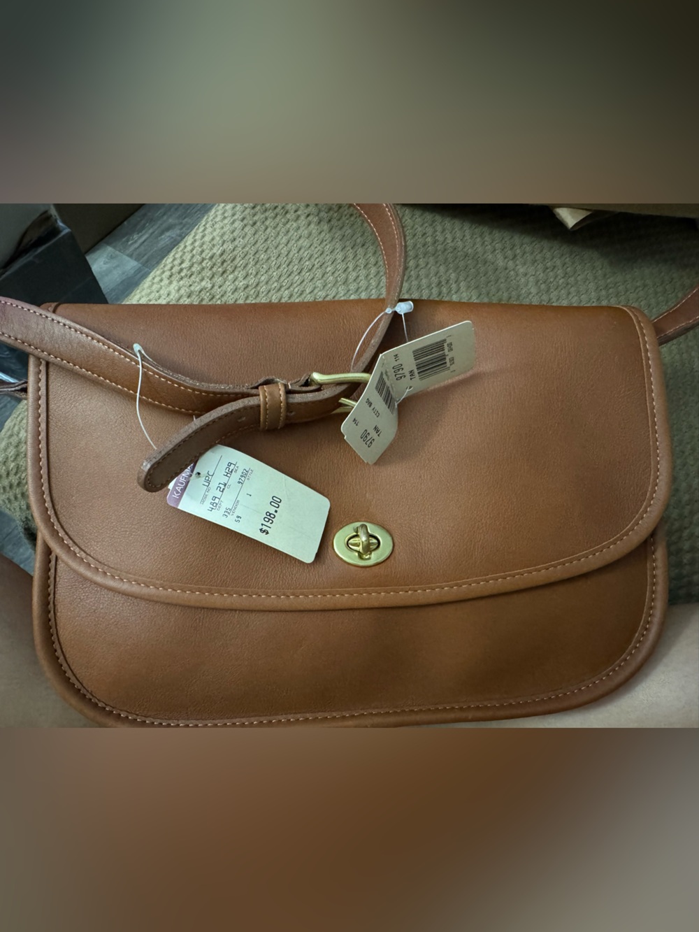 BRAND NEW IN BOX PRE 94 VINTAGE COACH CITY BAG